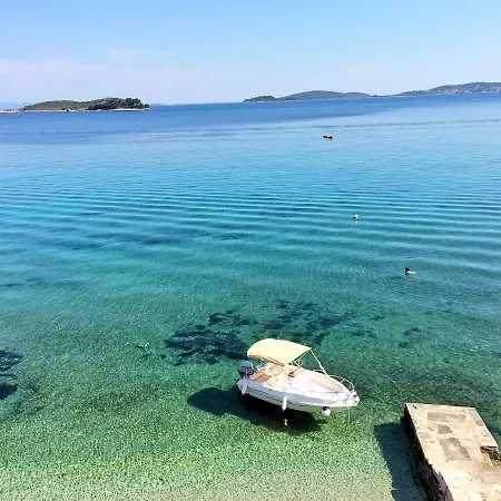 Beachfront 4-bedroom Sea Wave In Orebic, Croatia