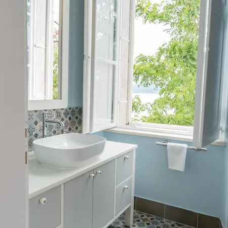 Beachfront 4-bedroom Sea Wave In Orebic, Croatia