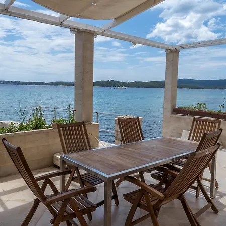 Villa Beachfront 4-bedroom Sea Wave In Orebic, Croatia