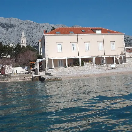Beachfront 4-bedroom Sea Wave In Orebic, Croatia