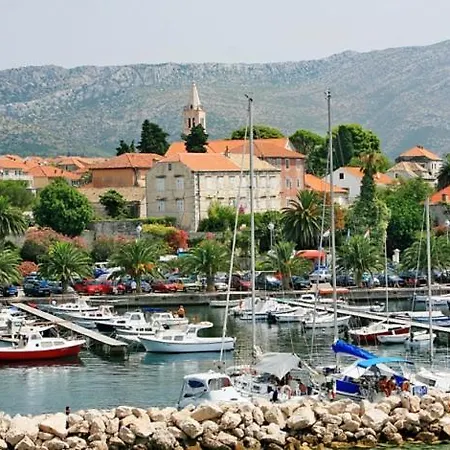 Beachfront 4-bedroom Sea Wave In Orebic, Croatia Villa Orebic