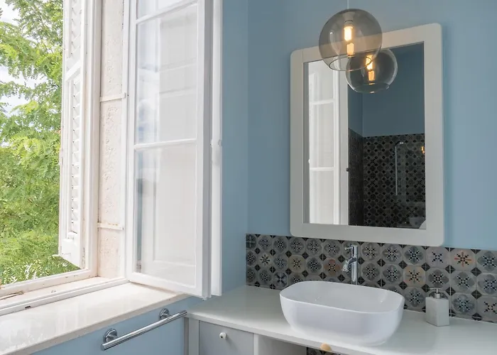 Vila Beachfront 4-bedroom Sea Wave In Orebic, Croatia Orebić